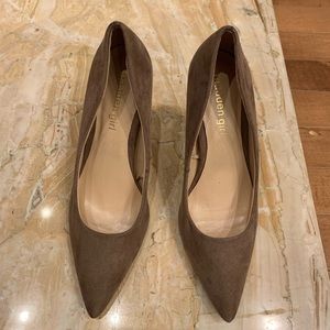 Elegant and beautiful heels madden girl nude brown 6.5